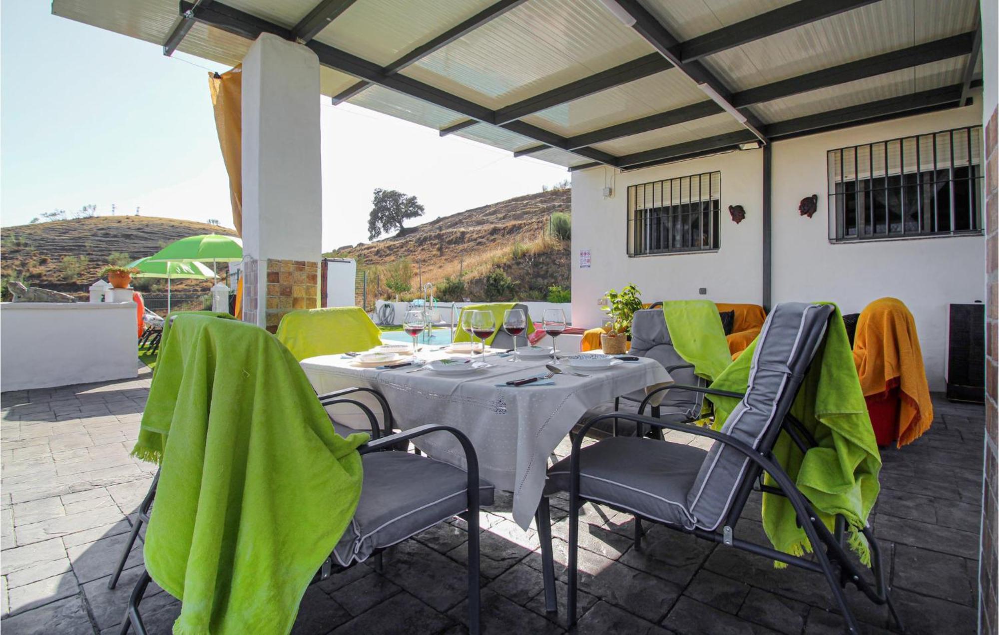 4 Bedroom Gorgeous Home In Sedella Exterior photo